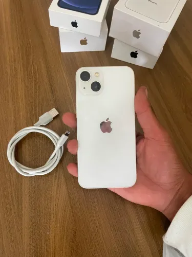 iPhone 13 256GB