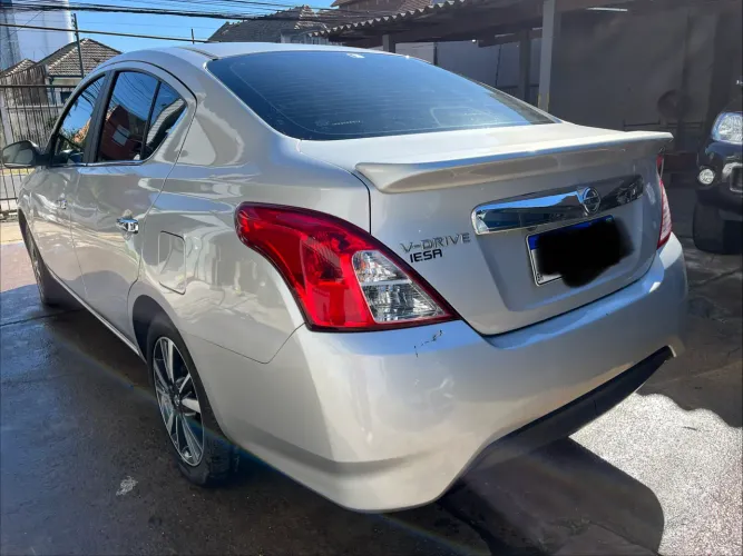 Nissan Versa V-drive Premium 1.6 16V Flex AUT 2021