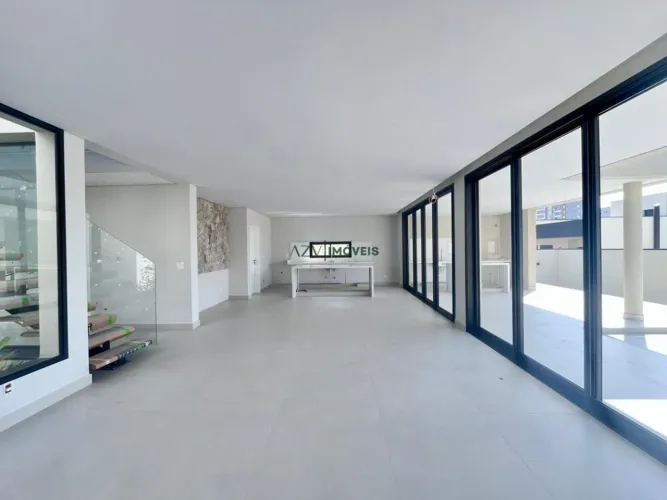 Casa à venda no condomínio Mônaco no Urbanova - SJC/SP