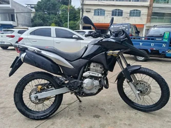 VENDO XRE 300 - 2014/2014