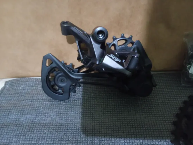 Câmbio traseiro Shimano xt 12v SGS cage longo 