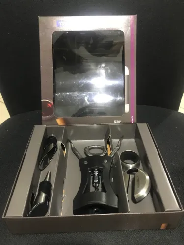 Jogo para Vinhos Tramontina 5 Peças Aço Inox e Polipropileno Preto Novo