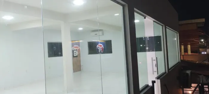 Sala comercial 70m² Novo Aleixo Cidade Nova.
