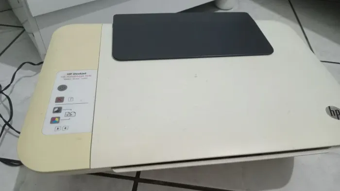 Impressora HP - Deskjet 1516 para retirada de peças