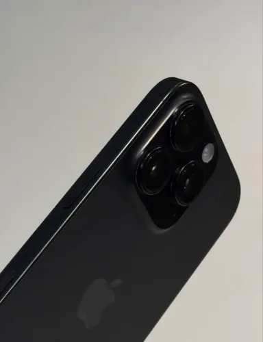 iPhone 16 Pro