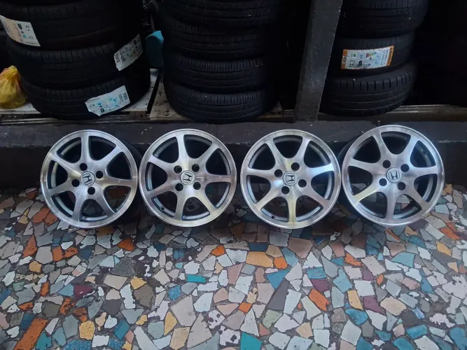 Jogo de rodas de liga leve aro 14/4 furos originais Honda Fit City e outros 