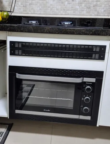Forno Elétrico de Embutir Mueller Decorato 44 Litros Preto - 110V