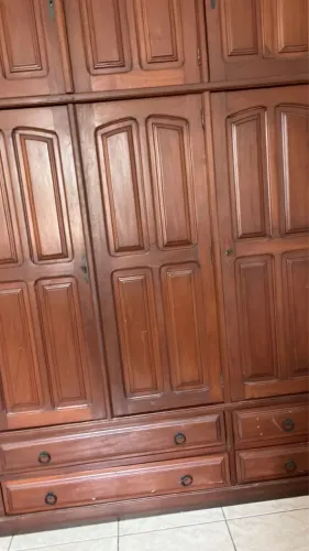Armário madeira maciça!!