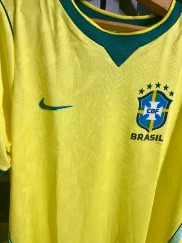 Camisa modelo jogador
