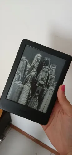 Kindle + Capa + Carregador Amazon 10ª Geração (2019) - IMPECÁVEL