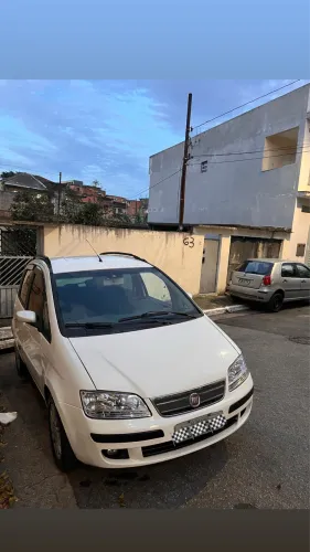 Fiat Idea ELX 1.4 MPI Fire Flex 8V 5P 2009