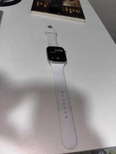 Apple Watch SE 2 44mm GPS + LTE  (leia)