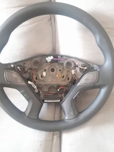 Vendo volante HB20 novo valor 200