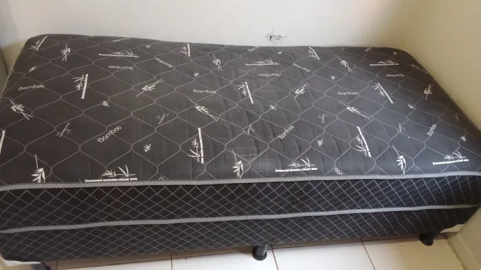 Cama box pra vender