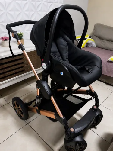 Carrinho Moisés c/ bebê conforto