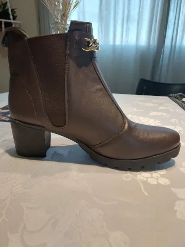 Bota inverno com salto