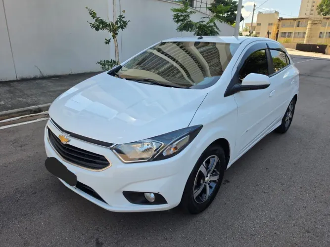 Chevrolet Onix Hatch LTZ 1.4 8V Flex Aut. 4P 2018