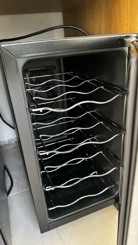 Adega Electrolux
