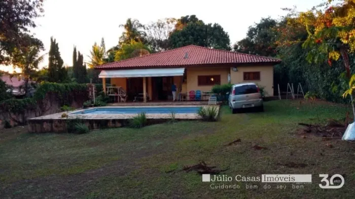 Chácara a venda com 3 quartos, 2.100m2 no Jardim São Carlos - Sorocaba