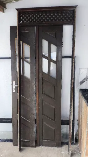 Vendo porta uma porta bandas e janelas de Massaranduba