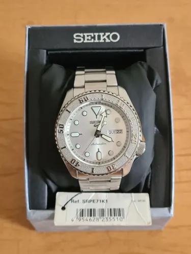 RELÓGIO SEIKO MODELO SRPE71K1 - NOVO - FABRICADO NA KOREA
