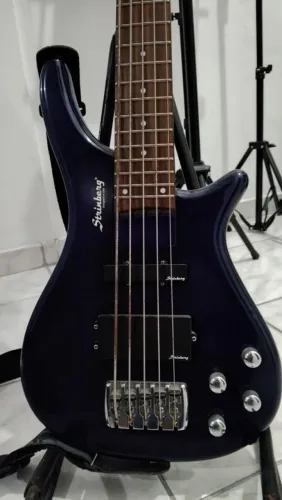 Baixo Strinberg