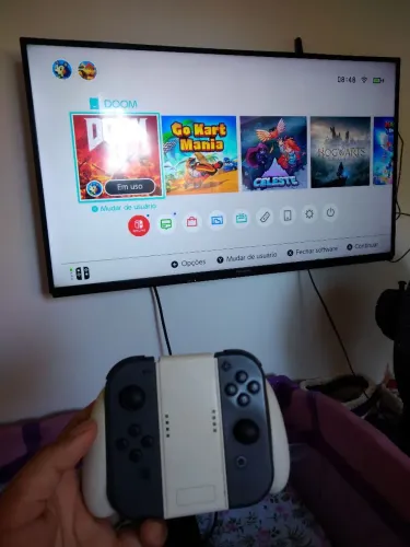 Vendo ou troco Nintendo Switch V2