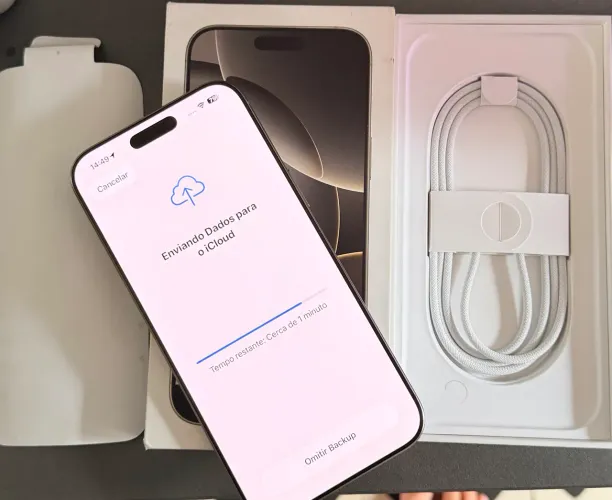 Vendo iPhone 16 pro max 256GB - Titânio