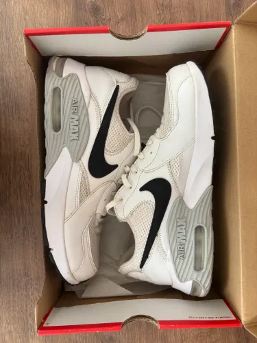 Tênis Nike Air Max Excee