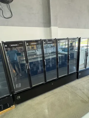 Auto Serviço 5 portas Vanguard temperatura trabalho 0 a 7 graus Novo 