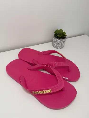 Havaianas Top Rosa + Placa Logo