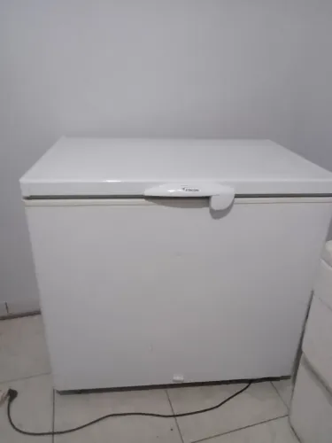 Vendo freezer funcionando perfeitamente!