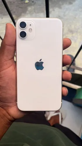 VENDO OU TROCO IPHONE 11