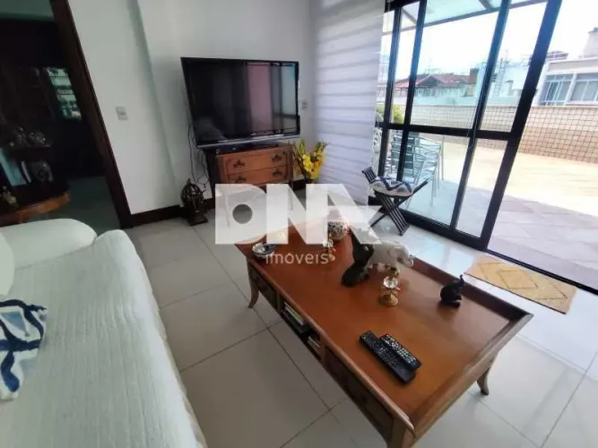 Cobertura linear a venda em copacabana