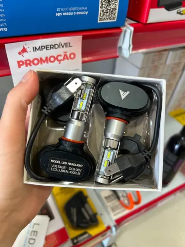 Par de Led Veicular H4 marca R1 Farol Alto e baixo