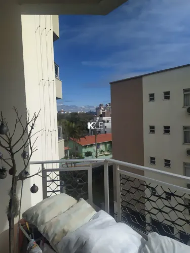 Apartamento à venda com 2 quartos no bairro Estreito em Florianópolis!!