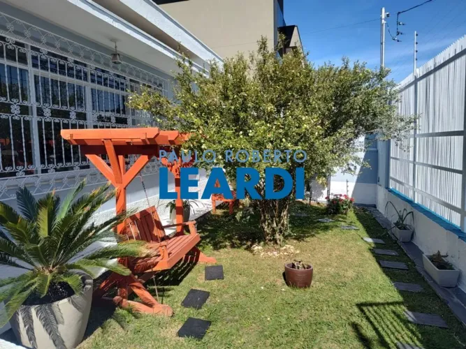 CASA TÉRREA - JARDIM DOS ESTADOS - MG