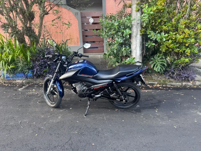 Vendo Yamaha Factor 150 azul 