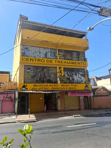 Academia em Nilópolis com porteira fechada