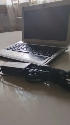 Notebook Sony com a entrada do conector do carregador com defeito e sem AHD