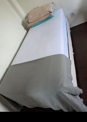CAMA BOX SOLTEIRO COM COLCHÃO