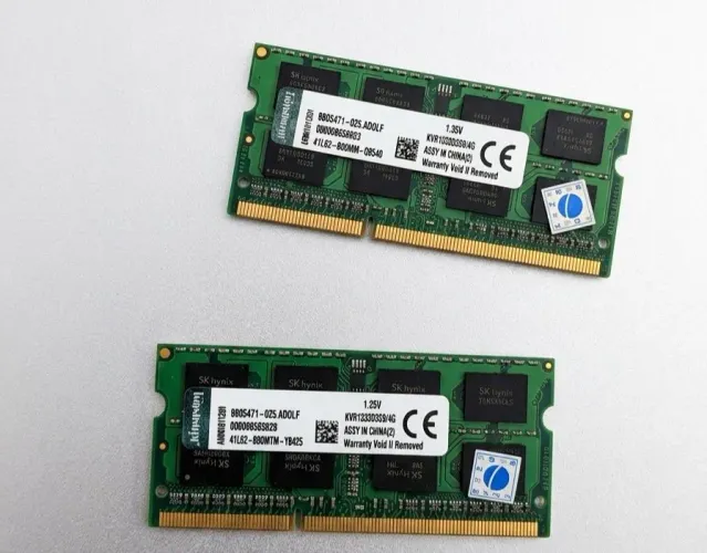 Par de Memórias RAM Kingston 8GB (2x 4GB) DDR3-1333 SO-DIMM