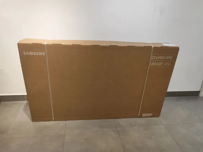 TV Samsung 65 polegadas Crystal UHD Nova na caixa lacrada.