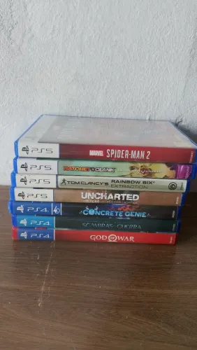 Jogos de PS5 e PS4