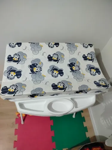 Vendo banheira com trocador 
