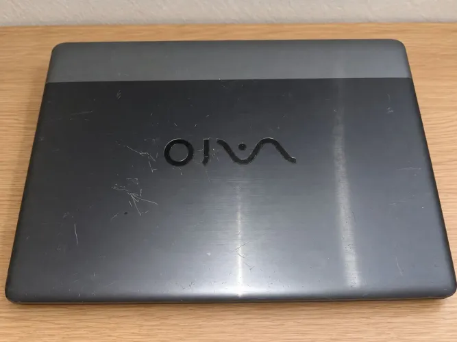 Notebook VAIO C14 Core i3, 4GB RAM, 1TB - Funcionando