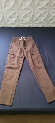 Vendo calça marrom