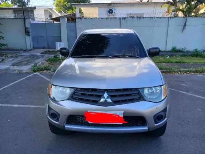 Mitsubishi L200 Triton GLX 3.2 CD TB Int.diesel MEC 2017
