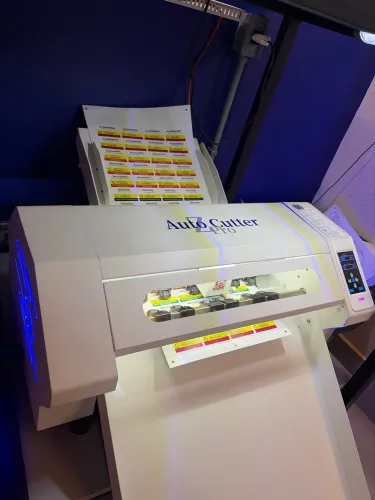 MÁQUINA DE CORTE AUTO CUTTER Z PRO