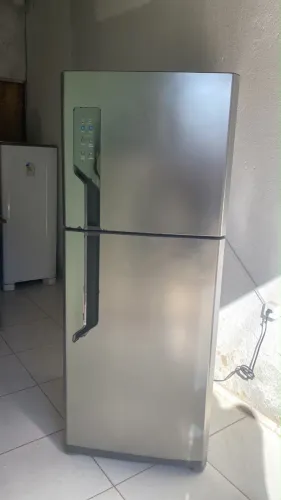 Geladeira Electrolux inox